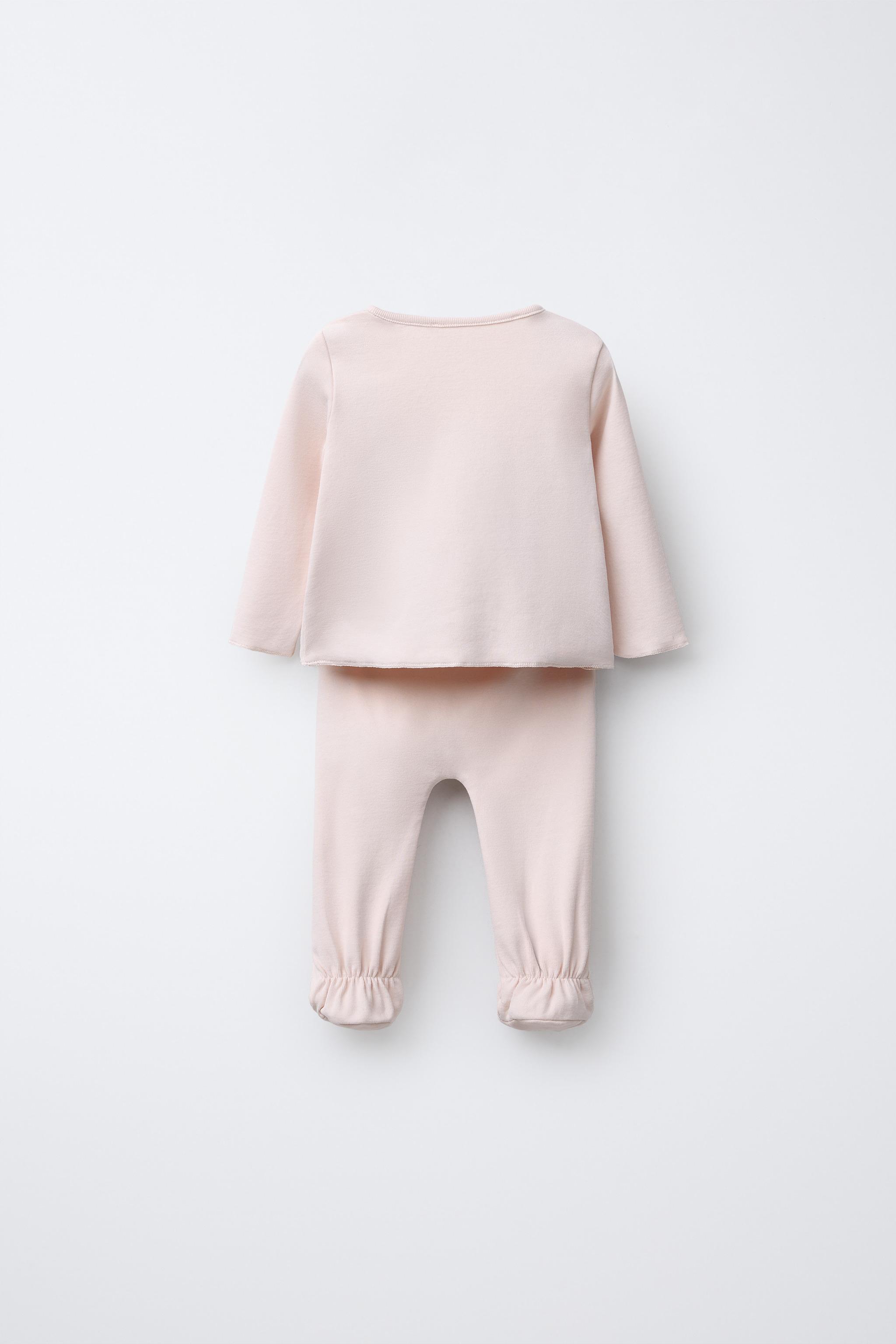 LAYETTE SET WITH POUCH